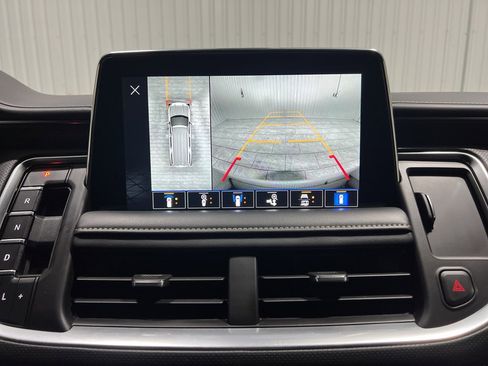 Used 2022 GMC Yukon SLT w/ SLT Luxury Package image 13