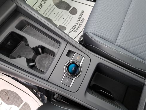 New 2026 Volkswagen Tiguan SE image 24