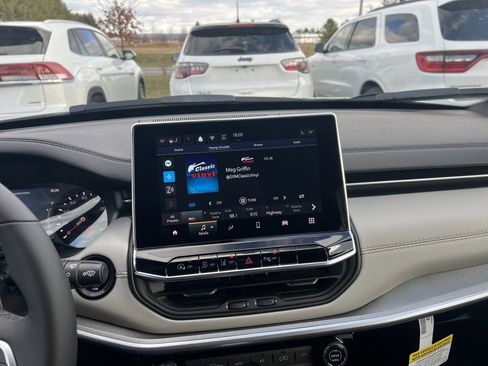 New 2026 Jeep Compass Limited image 23