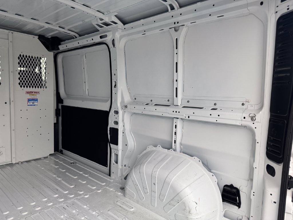 Used 2023 RAM ProMaster 2500 FWD image 12
