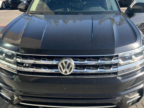 Used 2019 Volkswagen Atlas SEL R-Line FWD image 2