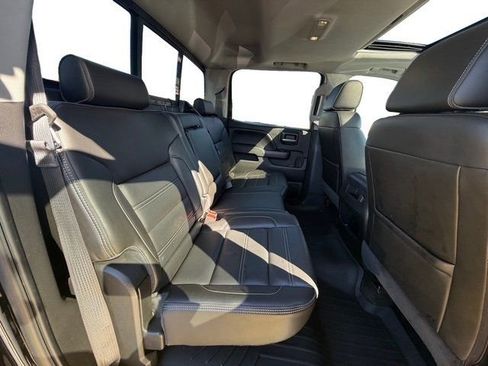 Used 2017 GMC Sierra 1500 Denali w/ Denali Ultimate Package image 32