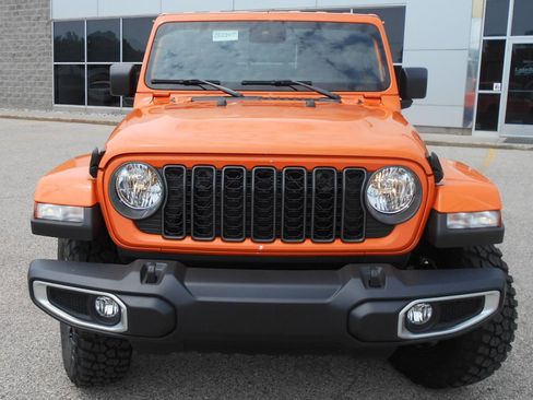 New 2025 Jeep Gladiator Sport image 30