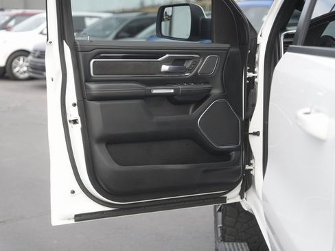 Used 2020 RAM 1500 Laramie image 30