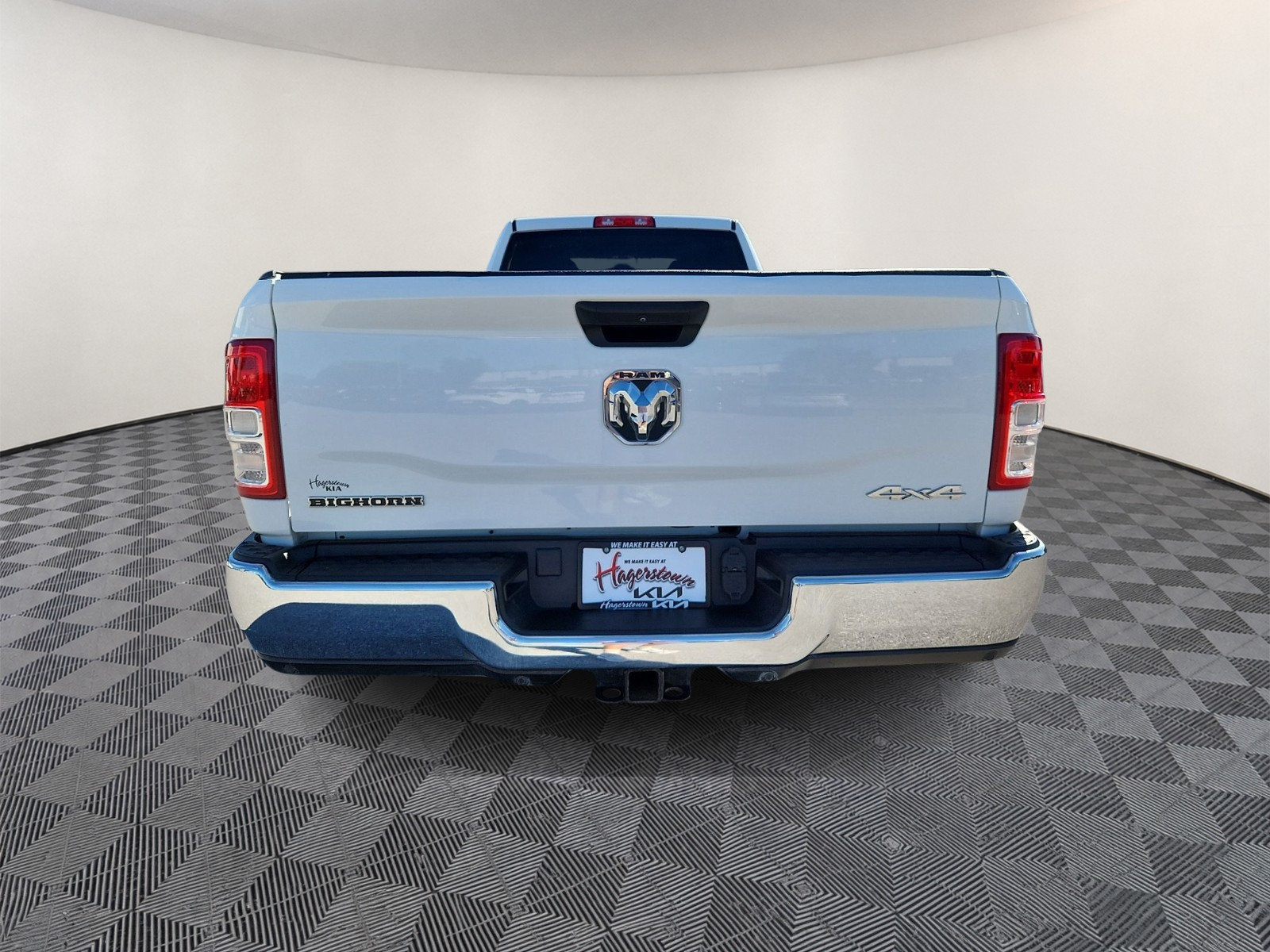 Used 2023 RAM 2500 Big Horn w/ Level 1 Equipment Group AWD/4WD image 5