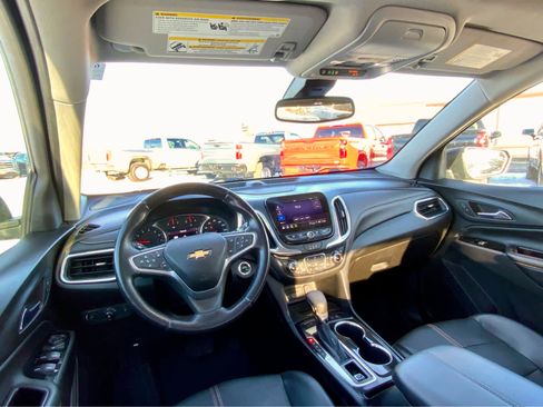 Used 2022 Chevrolet Equinox Premier image 30
