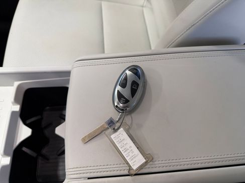 Used 2025 Hyundai Santa Fe SEL image 21