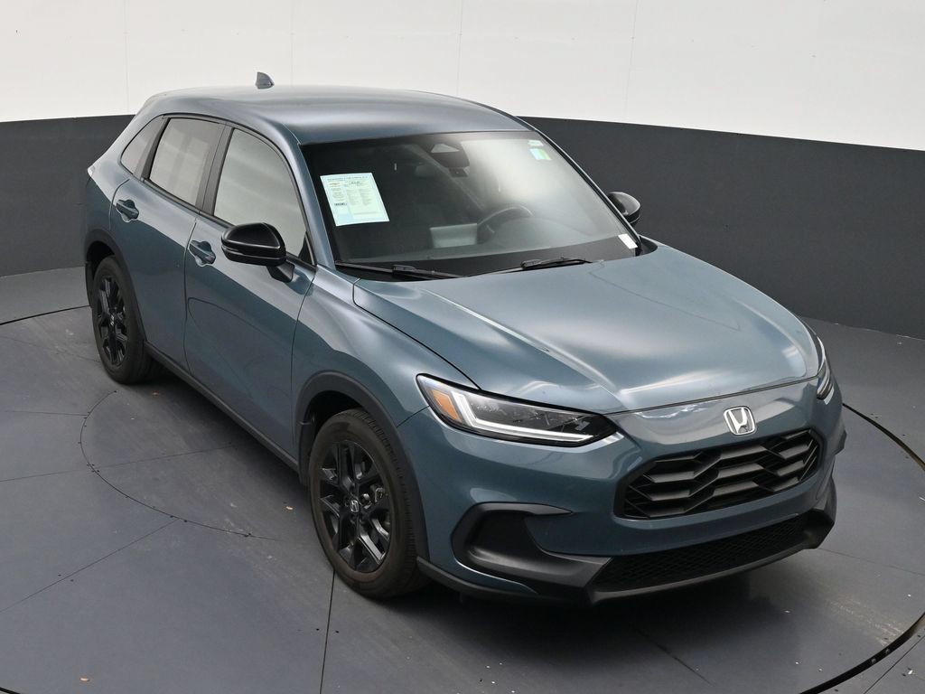 Used 2025 Honda HR-V Sport image 17