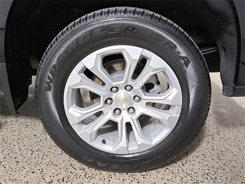 Used 2022 Chevrolet Silverado 1500 LTZ image 8