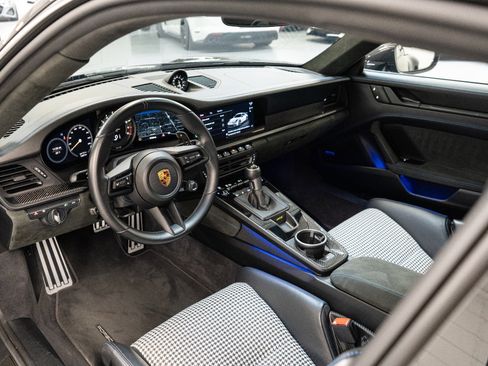 Used 2022 Porsche 911 GT3 image 22