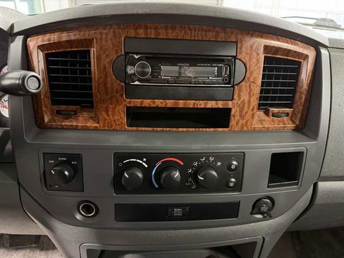 Used 2006 Dodge Ram 2500 Truck SLT w/ Quad Cab Big Horn Value Group image 14