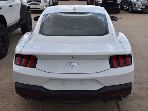 Used 2026 Ford Mustang Premium RWD image 7