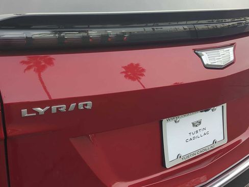 New 2025 Cadillac Lyriq Luxury image 9