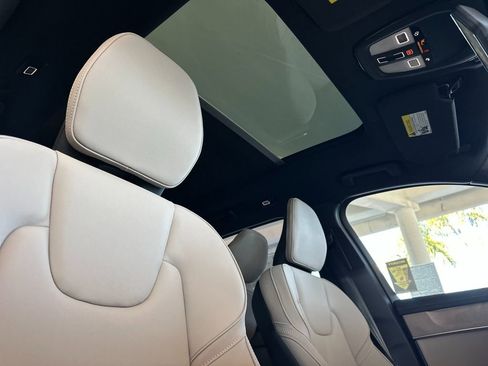 New 2026 Volvo XC90 B6 Plus w/ Protection Package Premier image 17