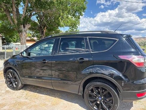 Used 2017 Ford Escape Titanium AWD/4WD image 8