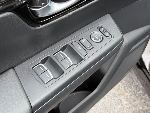 Used 2024 Honda CR-V EX-L image 13