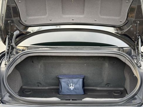 Used 2018 Maserati GranTurismo Sport image 42