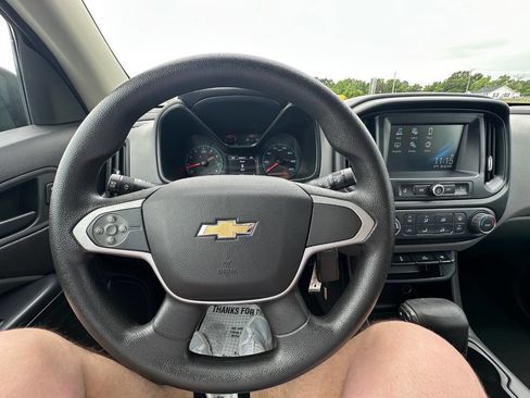 Used 2017 Chevrolet Colorado W/T w/ WT Convenience Package AWD/4WD image 11