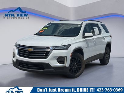 Used 2023 Chevrolet Traverse LT
