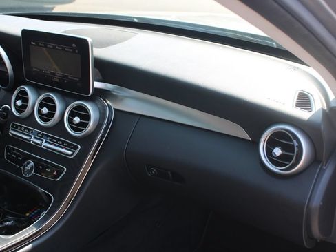 Used 2016 Mercedes-Benz C 300 Sedan image 28