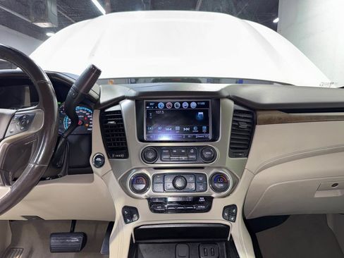Used 2019 GMC Yukon Denali w/ Denali Ultimate Package AWD/4WD image 20
