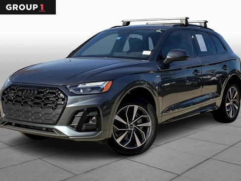 Used 2024 Audi Q5 2.0T Premium w/ Summer of Audi Package AWD/4WD image 1