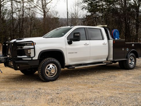 New 2026 Chevrolet Silverado 3500 LT w/ Convenience Package image 9