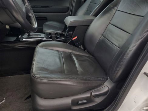 Used 2011 Ford Escape Limited w/ 302A Rapid Spec Order Code image 11