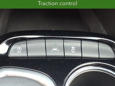 Certified 2024 Buick Encore GX Preferred FWD image 29