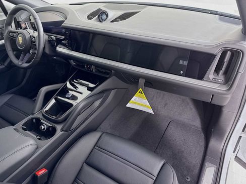 New 2026 Porsche Cayenne S image 31
