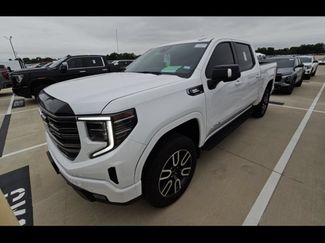 Used 2025 GMC Sierra 1500 AT4 w/ Technology Package AWD/4WD video 1