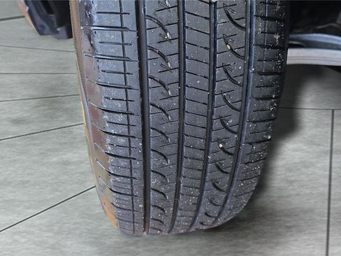 Used 2025 Subaru Outback Premium w/ Popular Package #1A image 30