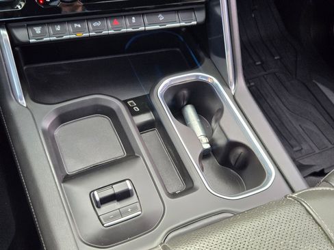 Used 2024 GMC Sierra 2500 Denali w/ Denali Reserve Package image 21