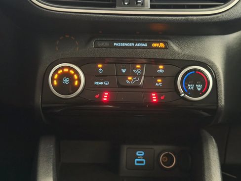 Used 2022 Ford Escape SE AWD/4WD image 28