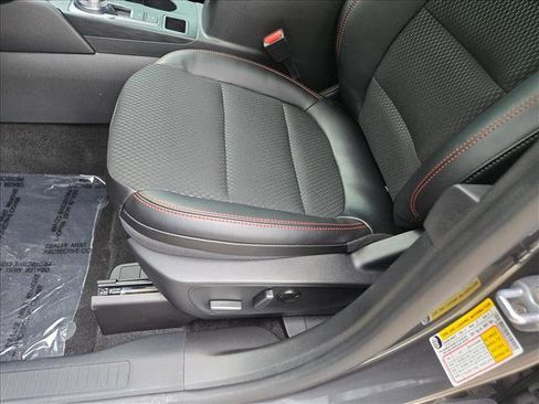 New 2025 Ford Escape SE image 4