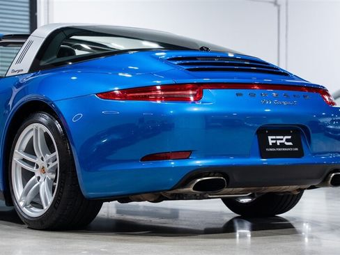 Used 2015 Porsche 911 Targa 4 AWD/4WD image 19