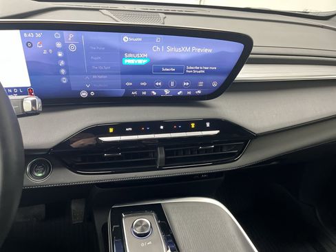 New 2026 Buick Enclave Preferred w/ Power Package image 18