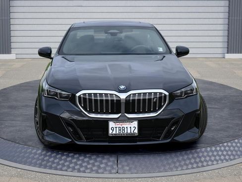 Certified 2024 BMW i5 eDrive40i w/ M Sport Package image 2