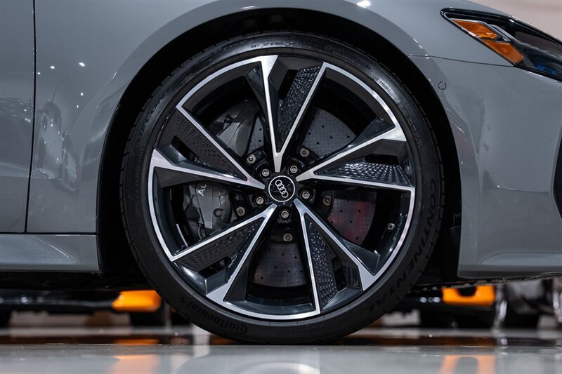 Used 2021 Audi RS 7 Sportback w/ Carbon Optic Package AWD/4WD image 49