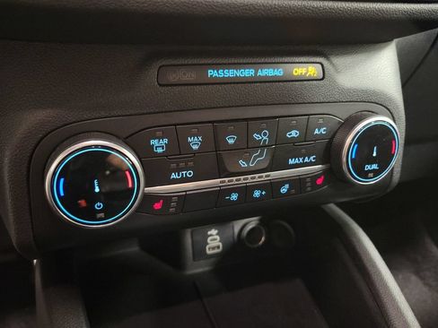 Used 2024 Ford Escape ST-Line AWD/4WD image 18
