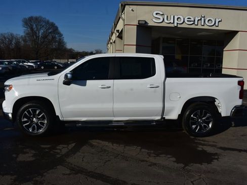 Used 2024 Chevrolet Silverado 1500 LT image 9