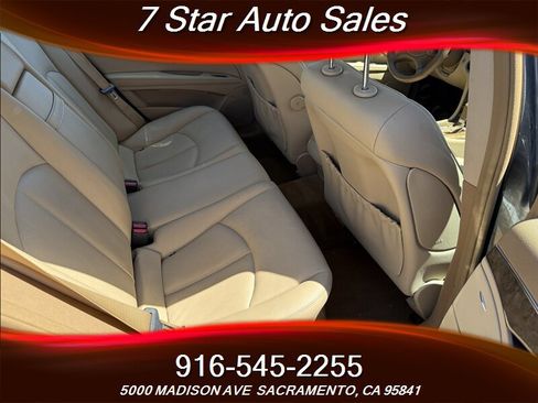 Used 2009 Mercedes-Benz E 350 Sedan image 19