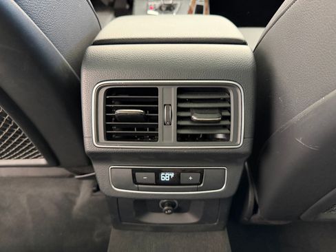 Used 2018 Audi Q5 2.0T Premium Plus w/ Premium Plus Package image 29