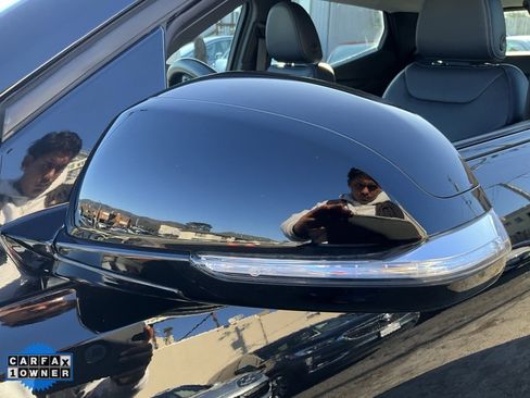 Used 2022 Chevrolet Bolt EUV LT w/ Convenience Package image 82