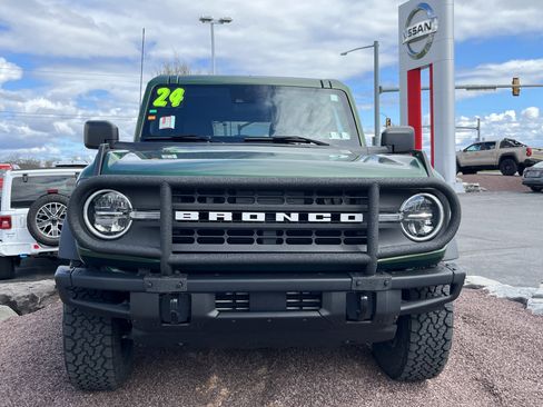 Used 2024 Ford Bronco Black Diamond AWD/4WD image 8