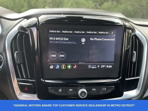 Used 2022 Chevrolet Traverse LT FWD image 14