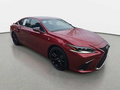 Used 2022 Lexus ES 350 F Sport image 3