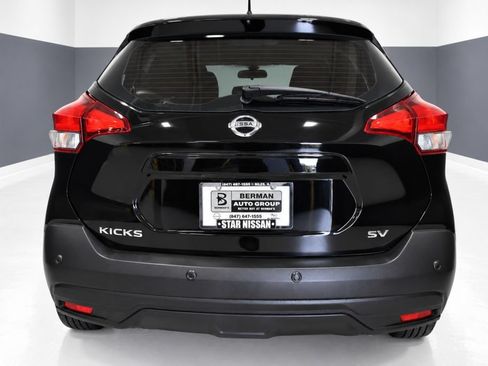 Used 2020 Nissan Kicks SV FWD image 9