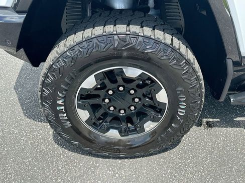 Used 2022 GMC Hummer EV Edition 1 w/ LPO, Illumination Package AWD/4WD image 30
