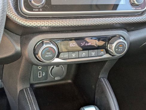 Used 2020 Nissan Kicks SV image 23